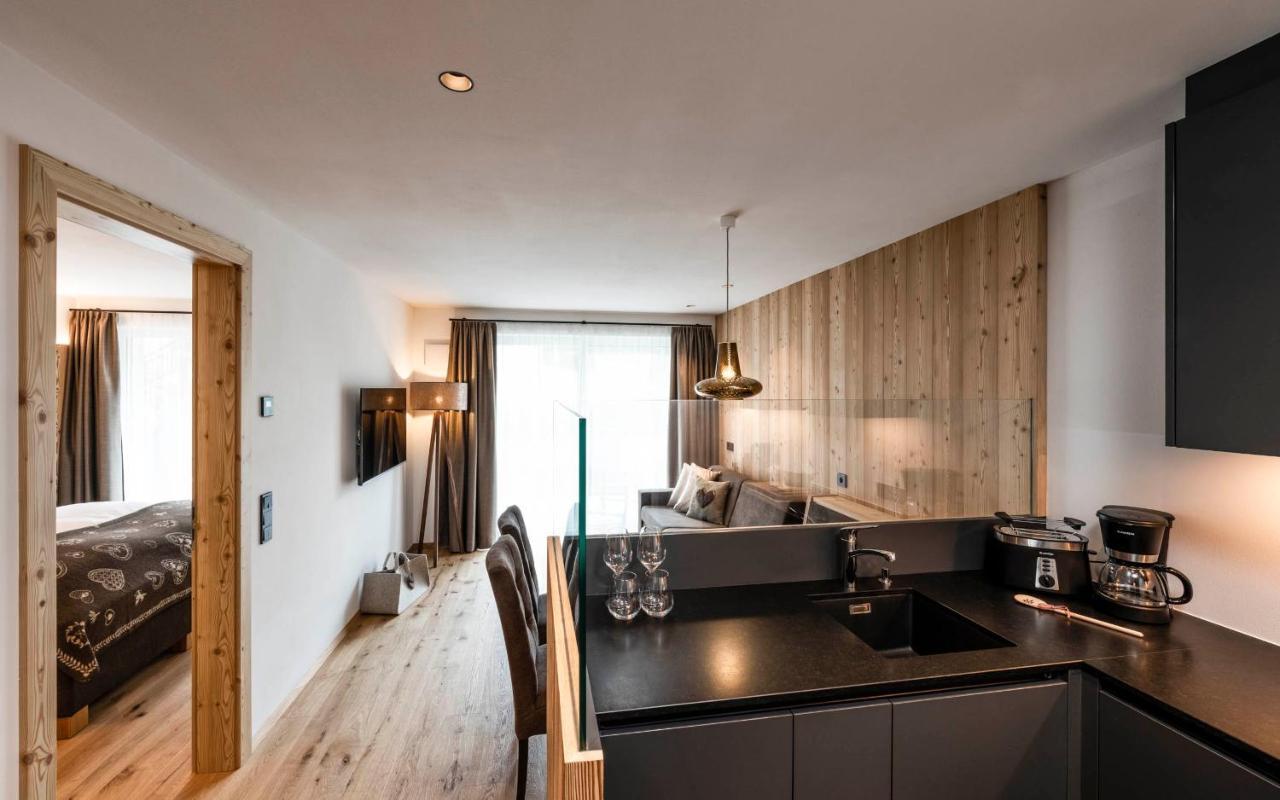 Cadepunt The Dolomites Lodge Сельва-ді-Валь-Гардена Екстер'єр фото