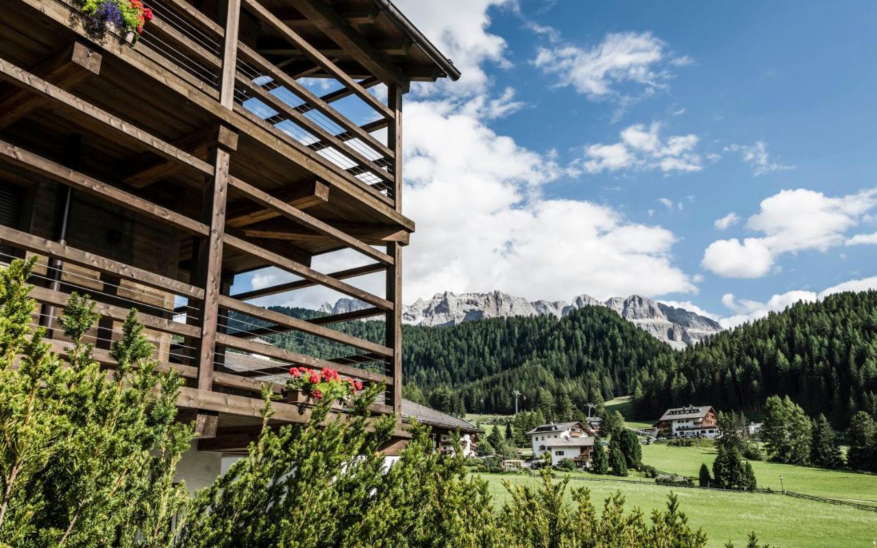 Cadepunt The Dolomites Lodge Сельва-ді-Валь-Гардена Екстер'єр фото